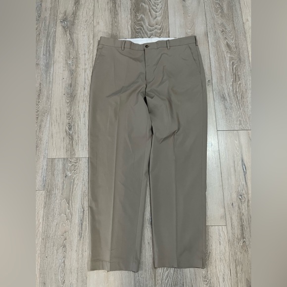 Greg Norman Collection Classic tan Trousers 40/32 - Picture 1 of 3